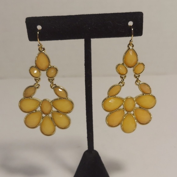 Jewelry - Amber Yellow Colored Chandelier Dangle Earrings Gold Tone Fishhook Style